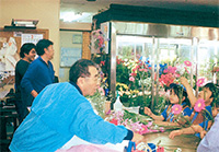比嘉 稔さん 安里 恵津子さん