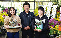 宮里文夫さん 宮里朱香さん 宮里珠梨さん