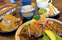 城間 恵さん 城間 充さん