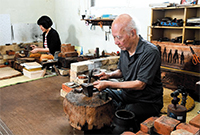 金細工(くがにぜーく)またよし