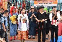 沖縄の紙芝居屋 さどやん　佐渡山安博さん