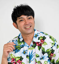 三線シンガー・ソングライター 伊禮 俊一さん