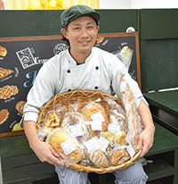 沖縄そばのパンとは？！