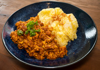 座間味島新名物?! カジキのキーマカレー
