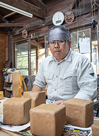 新垣家住宅・東ヌ窯「焼き締め修繕」をリポート!