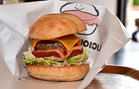 Parlor & Bar Konchiwa(パーラーアンドバー コンチワ)